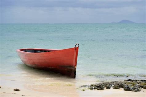 SON Économie bleue mise en œuvre d un Semi Industrial Boat Grant