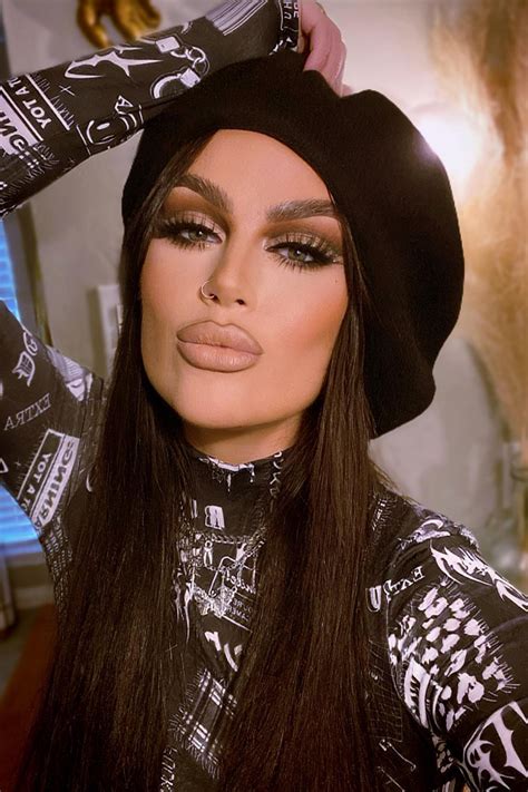 neutral makeup    neutral makeup  makeup