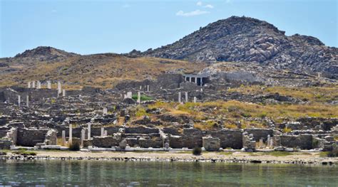 Greek Temples | STONES OF HISTORY