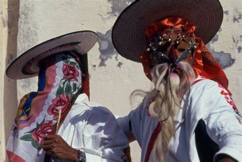 Kin Tajimol Carnaval Que Da Identidad Al Pueblo Tsotsil De Huixtán