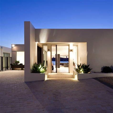 16 Enchanting Modern Entrance Designs That Boost The Appeal Of The Home