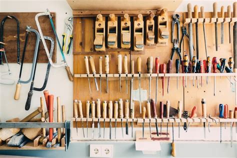 How To Sharpen Chisels By Hand The Easy Ways