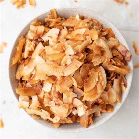How To Make Toasted Coconut Flakes Sweet (Crispy)
