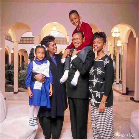 Louis Farrakhan Net Worth, Early Life, Biography, Family, Career ...