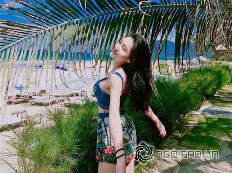 Hot girl và hot boy Việt Tâm Tít vẫn xinh đẹp dù sắp sinh Thúy Vi khoe nhan sắc bên