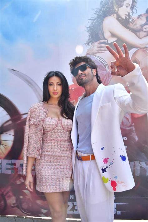 Crakk Bold And Beautiful Nora Fatehi Steals The Spotlight At Crakk