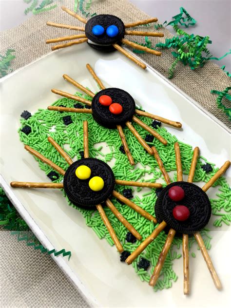 Spider Cookies With Pretzels