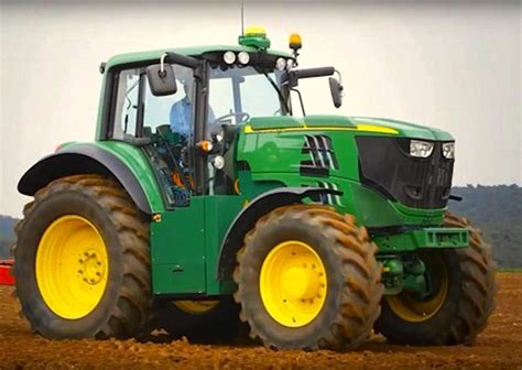 Mit E Traktor Elektrifiziert John Deere Den Ackerbau