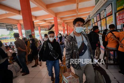 Kampung Rambutan Siapkan Prokes Ketat Jelang Larangan Mudik Republika