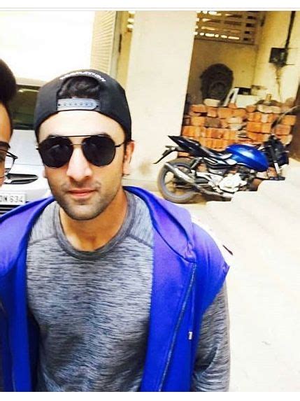 Pin By Hala On Ranbir Kapoor Mens Sunglasses Rayban Wayfarer Sunglasses