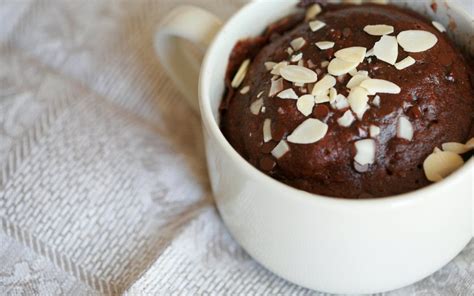 Bolo de caneca de Nescau é simples e fácil de fazer veja a receita