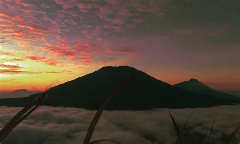 foto gunung andong magelang harga tiket masuk alamat terletak