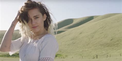 Miley Cyrus's Liam Hemsworth Single "Malibu" Is Released - Listen to ...