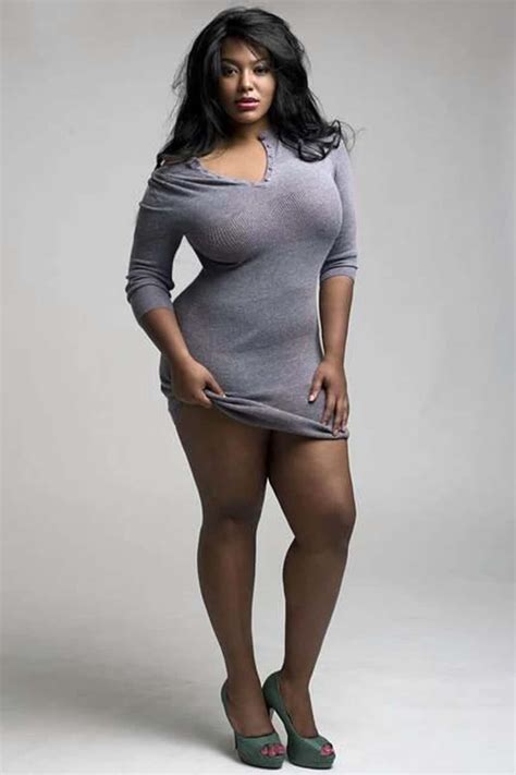 Hot Plus Size Models List Of Hottest Curvy Models