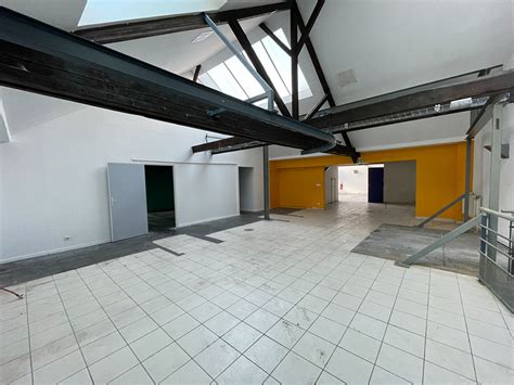 A VENDRE Local Commercial Ou Professionnel 860 M2 Avec Sous Sol