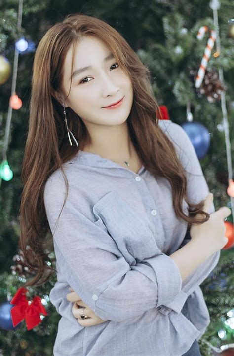 HOT NHẤT Tiktoker Nguyễn Lê Tường Vi lộ clip nóng với tư thế doggy