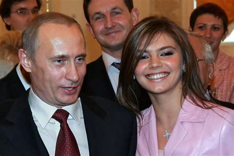 Unde S Ar Ascunde Alina Kabaeva Presupusa Iubit A Lui Vladimir Putin