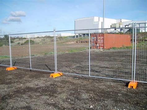 As 4687 Standard 24x21m Size Temporary Fence With Concrete Filled