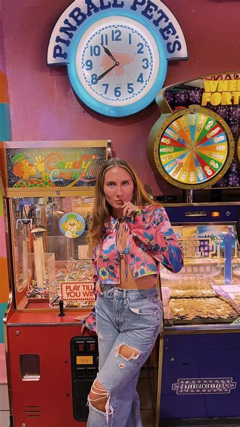 Arcade Photo Shoot Arcade Aesthetic Arcade Date Arcade Outfit Idea