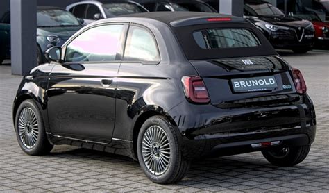 Fiat New 500e Cabrio 42 kWh (118 Hp)