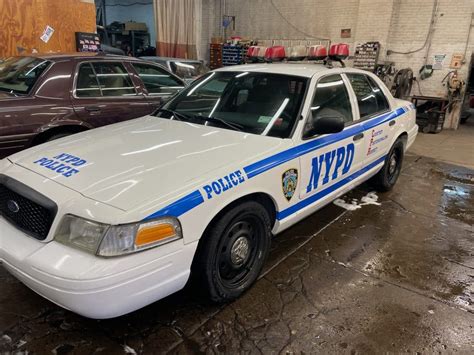 Picture Car Services Ltd Ford Crown Victoria White Nypd Police