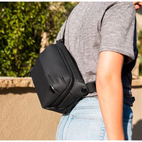 Peak Design Everyday Sling L V Black