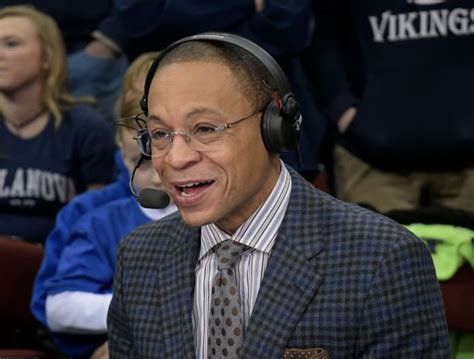 Gus Johnson Admits What's "Ruining" College Basketball - The Spun