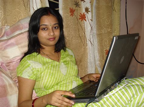 All Desi Asian Cutest Aunties Bhabhi In Library Nicee