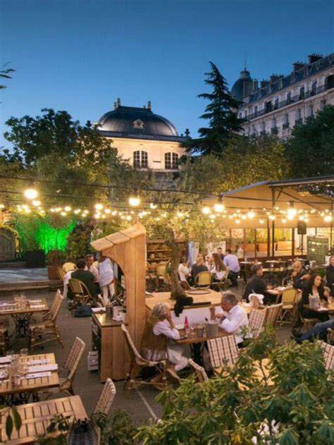 Brunchs Parisiens Insolites Qui Changent In Paris Restaurants