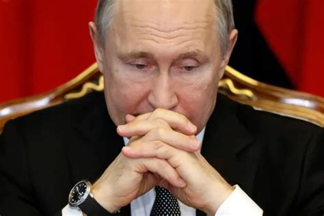 El círculo íntimo de Putin está cada vez más preocupado y teme lo peor