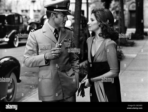 Robert Redford And Barbra Streisand The Way We Were 1973 Stock Photo