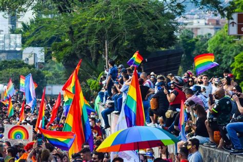 Galer A Marcha Del Orgullo Lgbtiq Medell N Pride Medellin