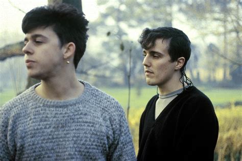 Escucha Rule The World Antolog A De Tears For Fears Que Cuenta Con Dos