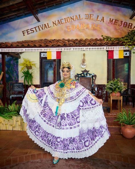 Festival Nacional De La Mejorana Corona A Su Nueva Reina