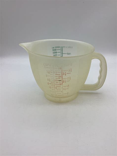 Tupperware Cups Qt Mix N Store Measuring Cup Pitcher No Lid