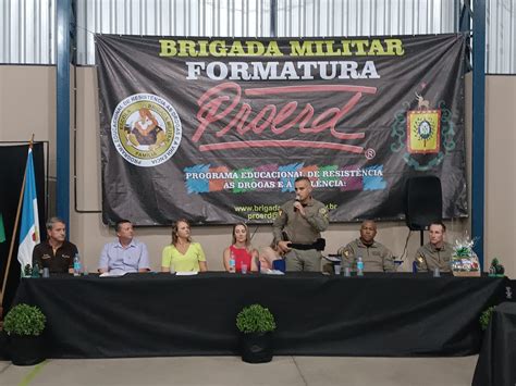 Turma Do Proerd Formada Pela Brigada Militar Em Presidente Lucena