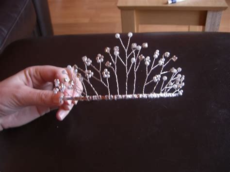 Diy Tiara Very Easy And Very Cheap Instructions Included Diy Tiara