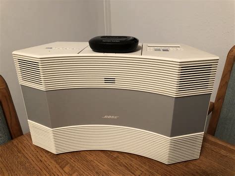 Bose Acoustic Wave Music System CD-3000 with Bluetooth Adapter