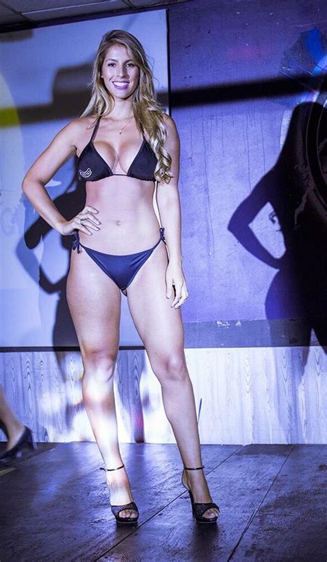 10 Hot Sexy Cristina Aranguiz Bikini Pics