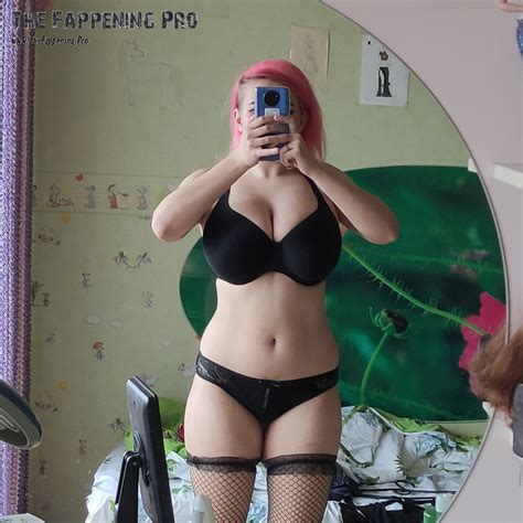 Kawaii Hater Nude Leaked 21 Photos The Fappening