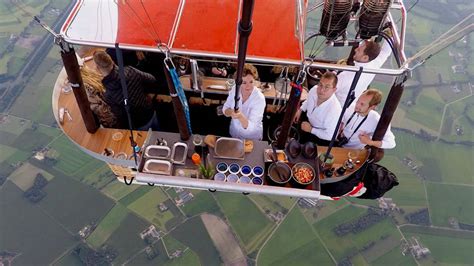 This Is The World S First Restaurant In A Hot Air Balloon