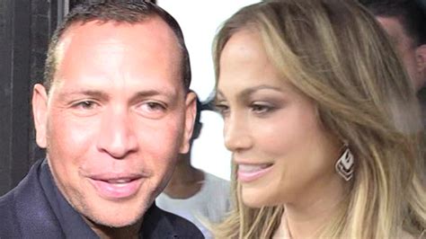 Alex Rodriguez Wore World Series Ring While Proposing to Jennifer Lopez