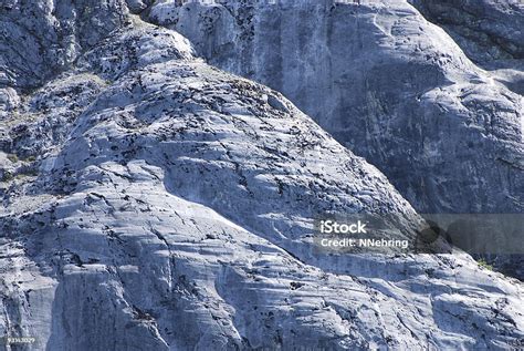 Striasi Glasial Foto Stok Unduh Gambar Sekarang Alaska Batu