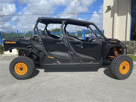 2022 Can Am Commander MAX XT P RIVA Motorsports Marine