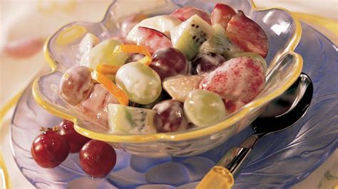 Sour Cream Honey Fruit Salad Recipe