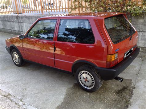 Vendo Fiat Uno Turbo I E 1301 Uniproprietario Anno 1985