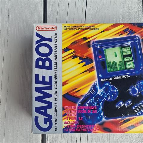 Nintendo Gameboy Dmg Extremely Rare Limited Edition Hard Box Set