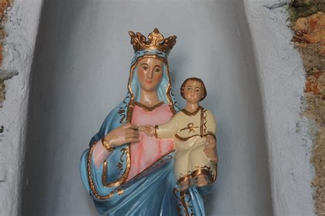 Imagem de Nossa Senhora da Saúde é furtada da gruta em Capivari de