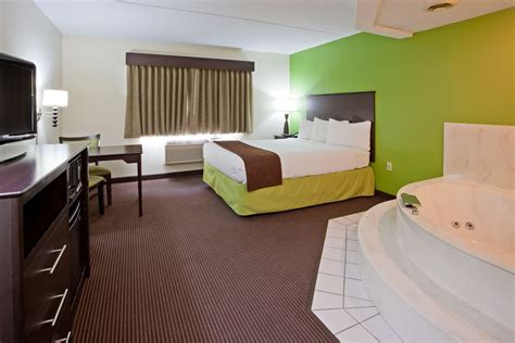 AmericInn by Wyndham Crookston U of M Crookston | Crookston, MN Hotels