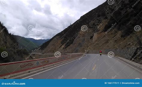 Sichuan Tibet Line G318 Stock Image Image Of Batang 166177511